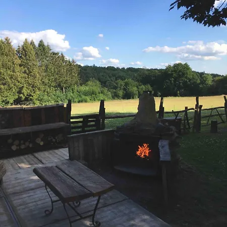 샬레 Private Paradise, Campfire & Stars, 2h Brussels